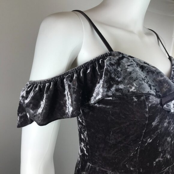 4 for $35 🍄 AE Gunmetal Crushed Velvet Ruffle Sleeve Mini Dress - Picture 6 of 9